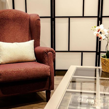 Hostal Don Alfonso Madrid Exterior foto