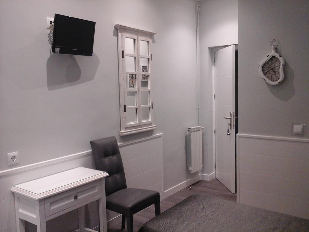 Hostal Don Alfonso Madrid Exterior foto